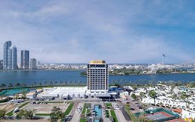 Hotel Holiday International Sharjah